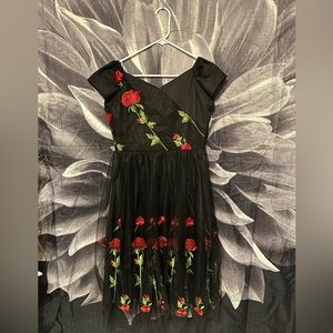 Women’s Thorn in my Side Dress 🥀